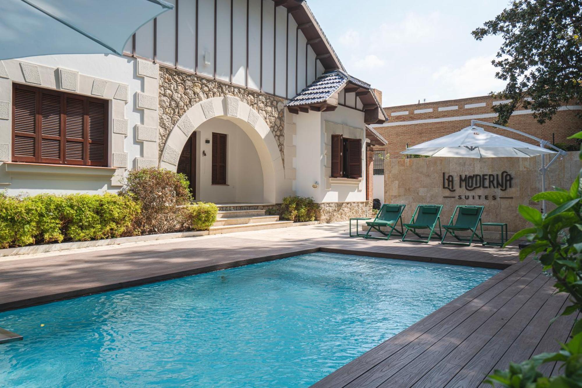 La Moderna Suites Малага Экстерьер фото